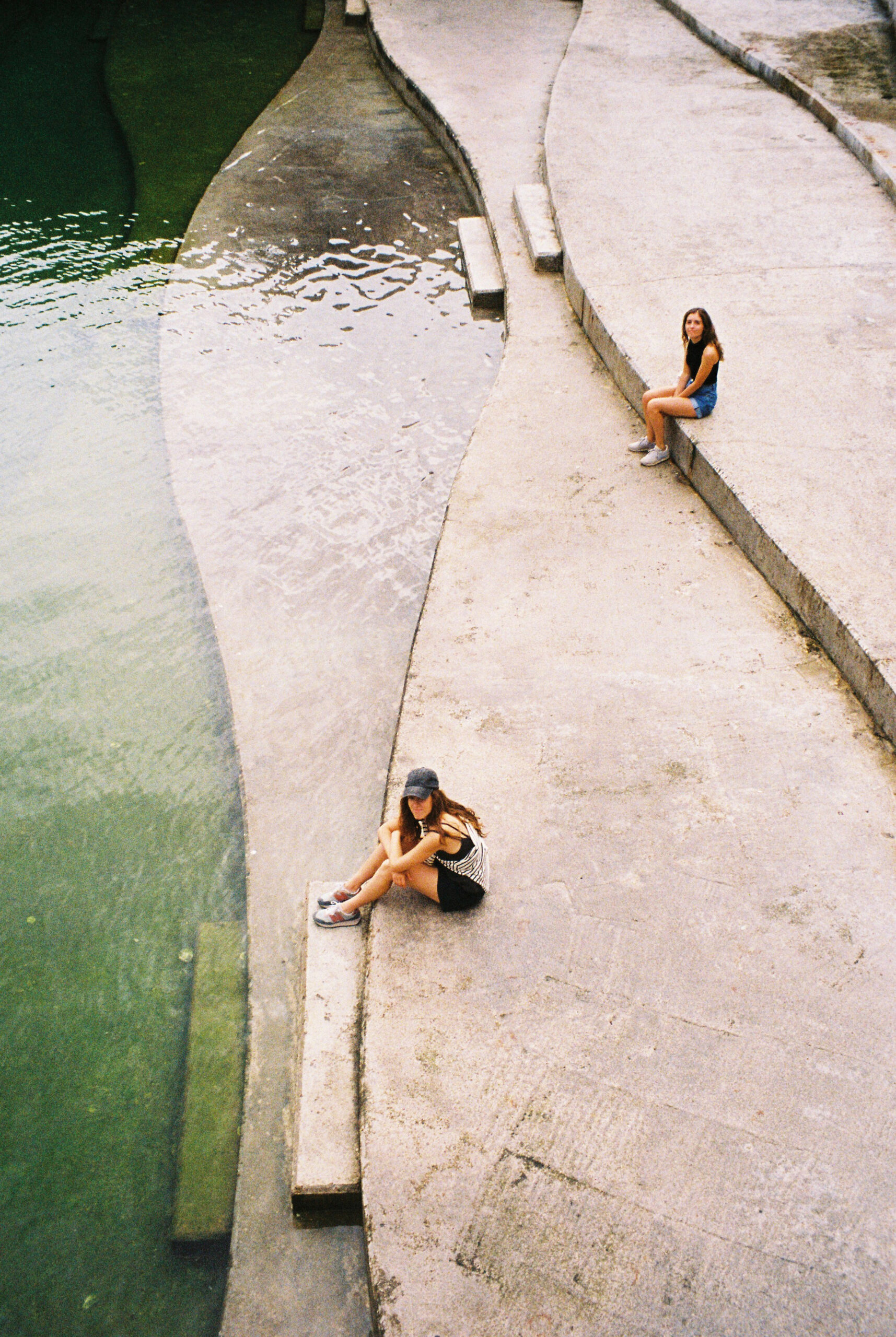 3033 – 2022.08.30 – Maria Besga – Kodak Ultramax 400-27