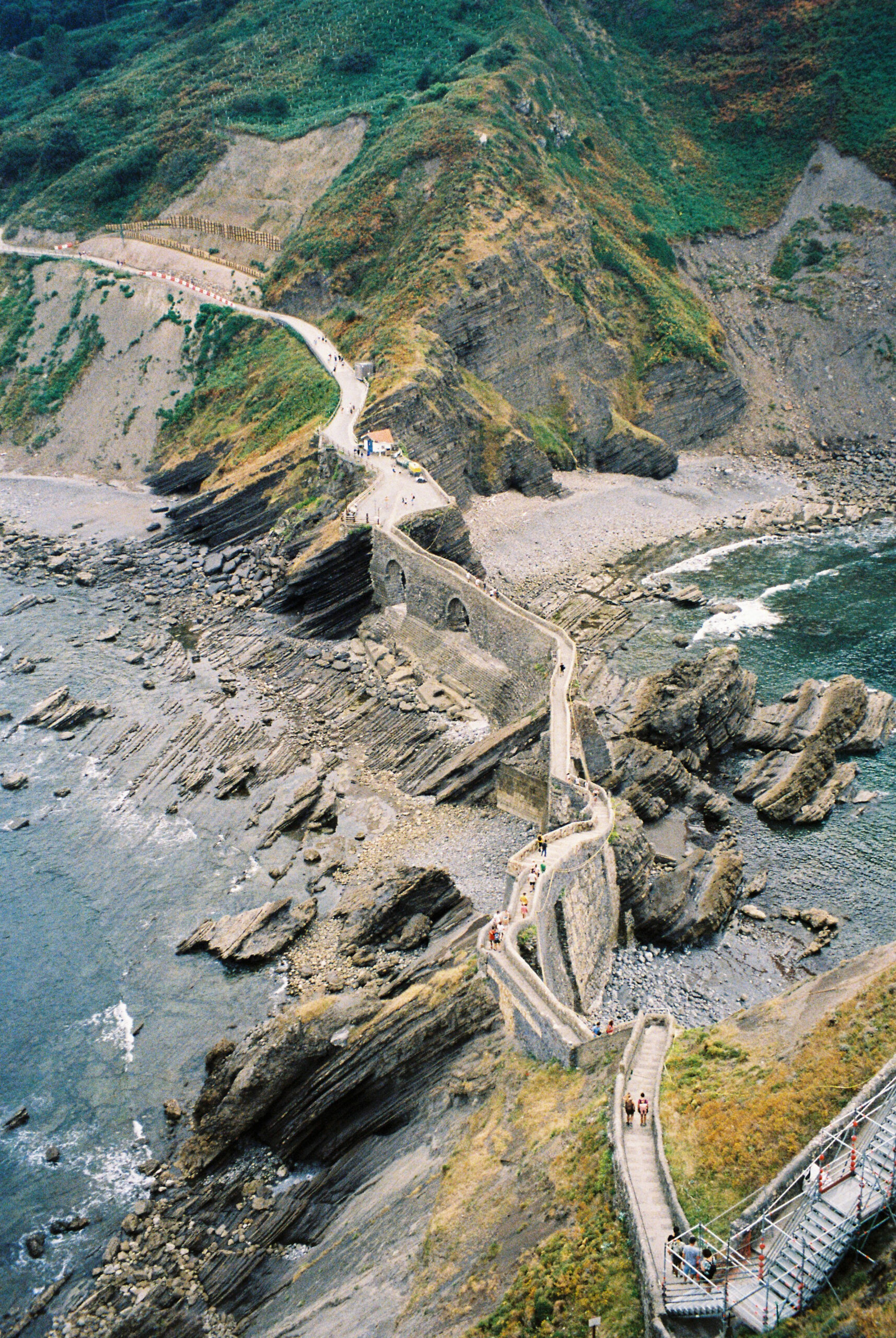 3035 – 2022.08.30 – Maria Besga – Kodak Ultramax 400-33